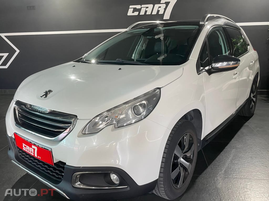 Peugeot 2008 1.2 PureTech Allure