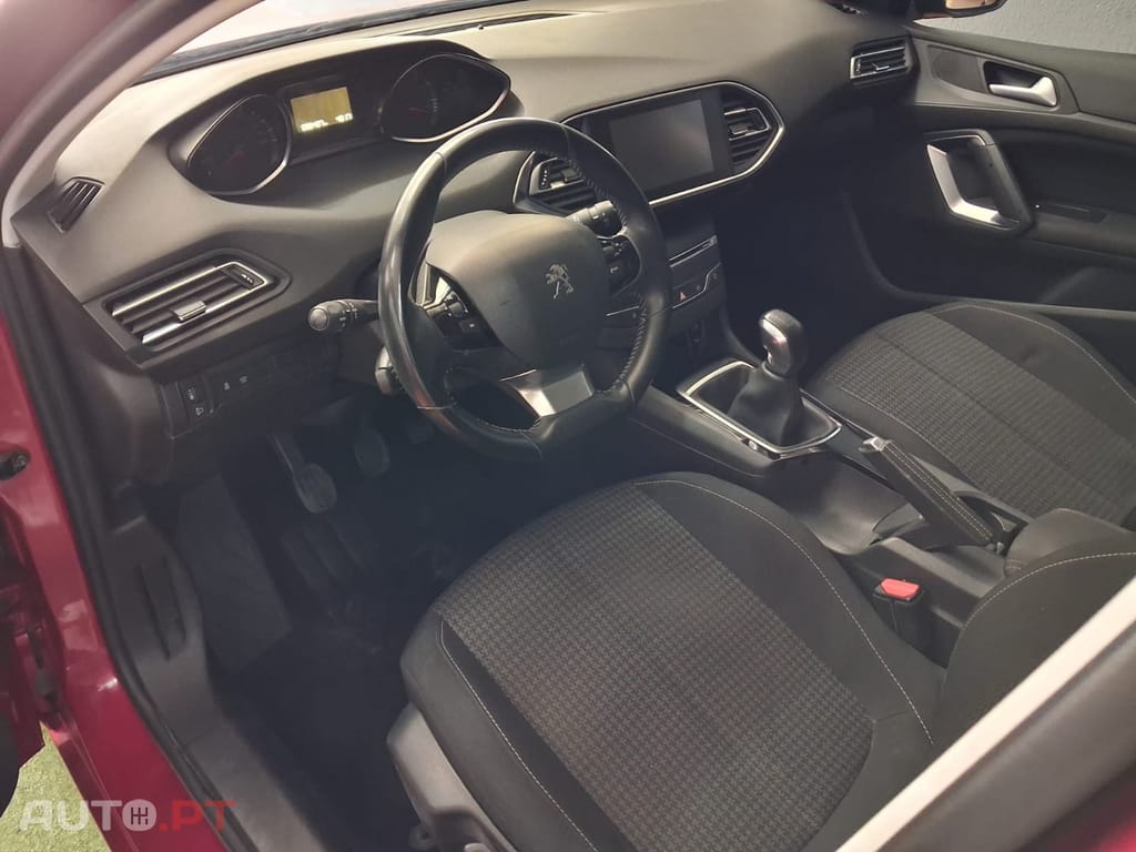 Peugeot 308 1.2 PureTech Style