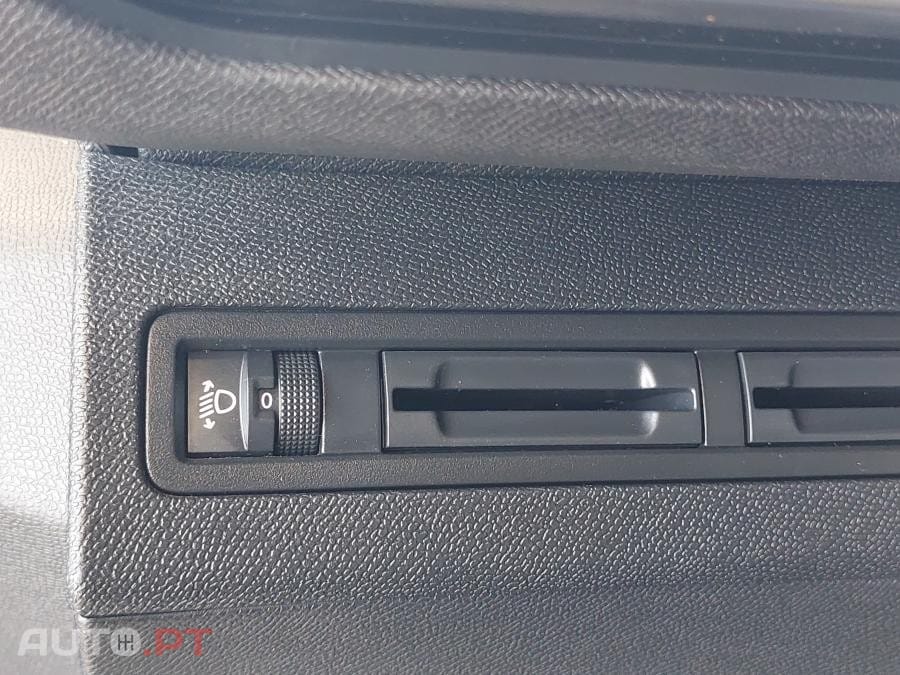 Peugeot 5008 1.5 BlueHDi Allure