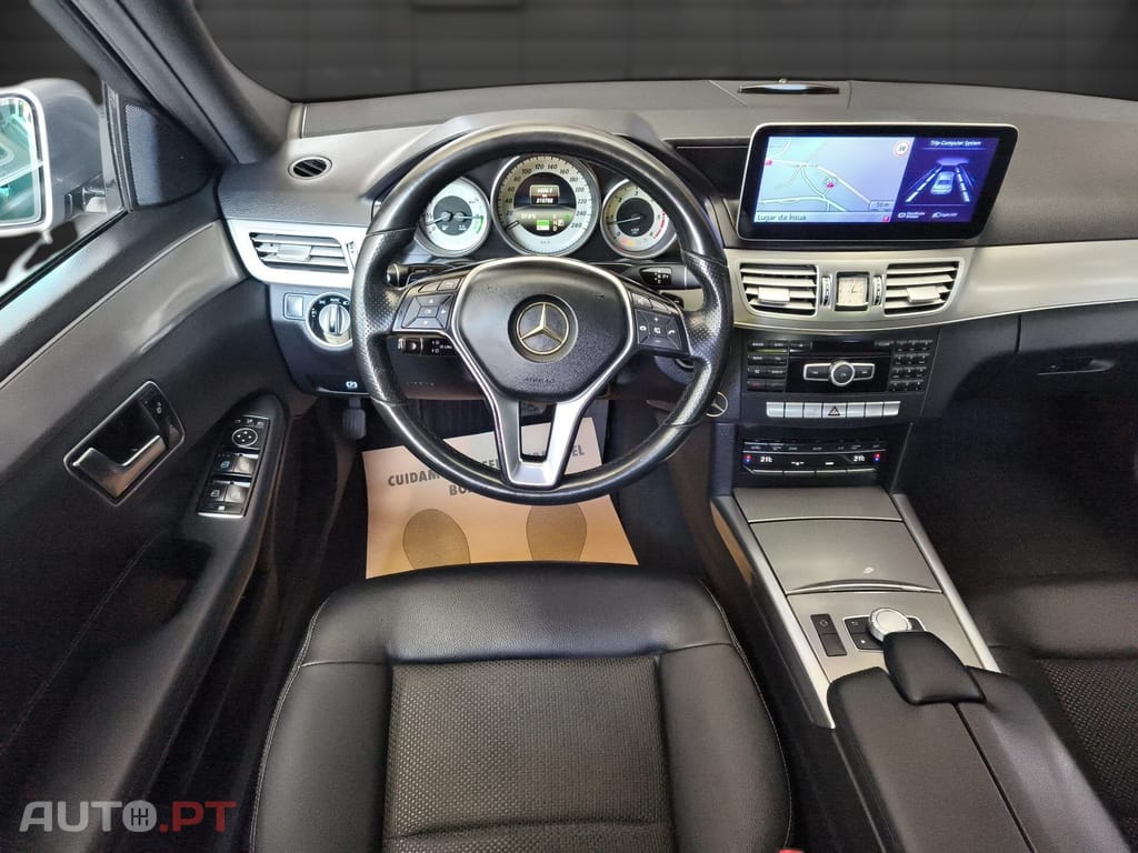 Mercedes-Benz E 300 BlueTEC Hybrid Avantgarde