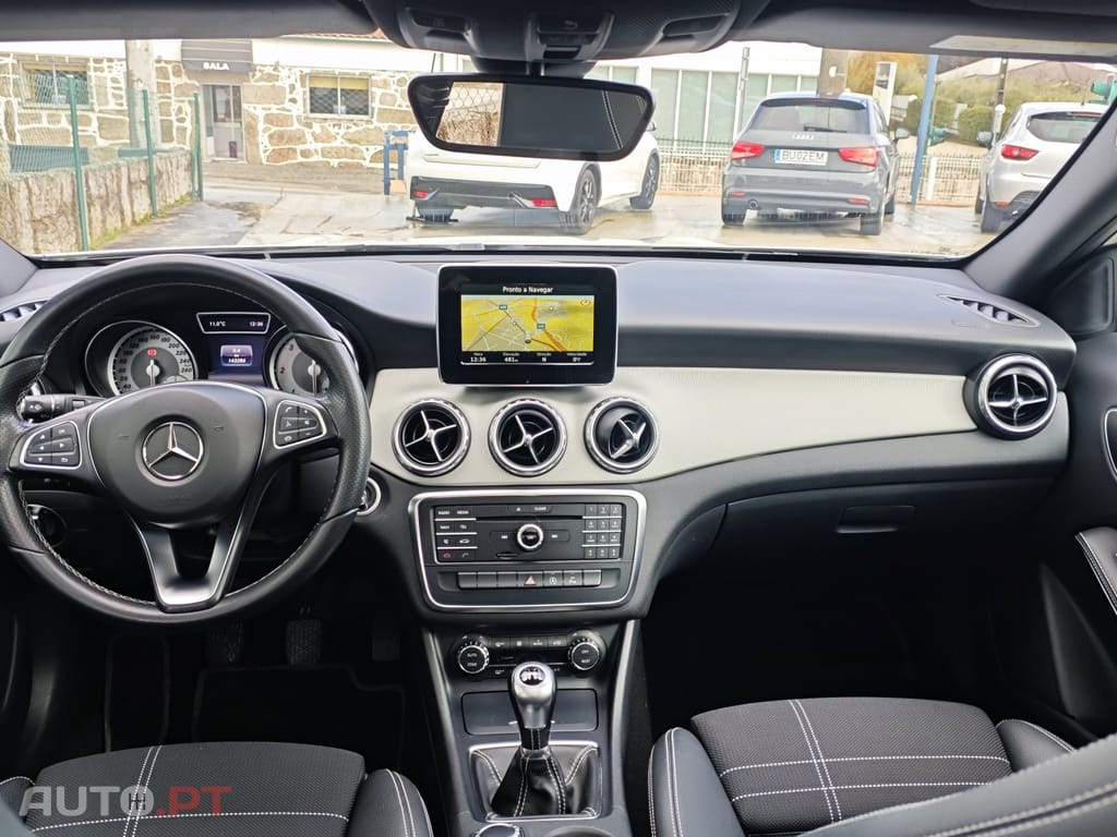 Mercedes-Benz GLA 180 d Urban