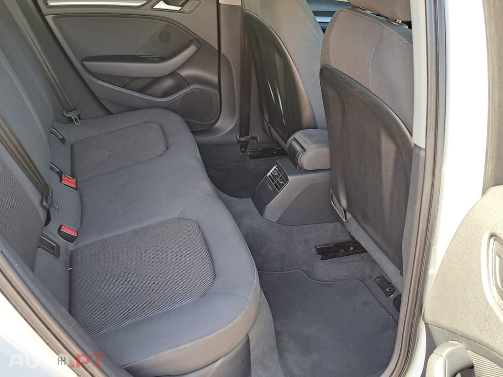 Audi A3 Sportback 1.6 TDI S-line