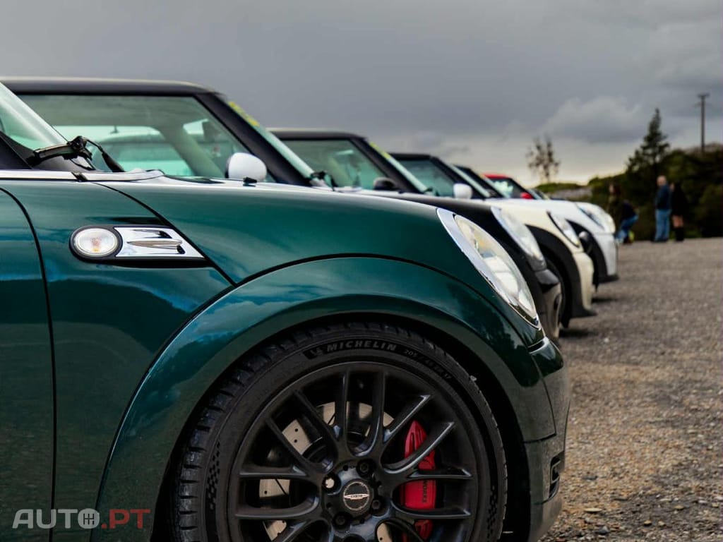MINI John Cooper Works r56