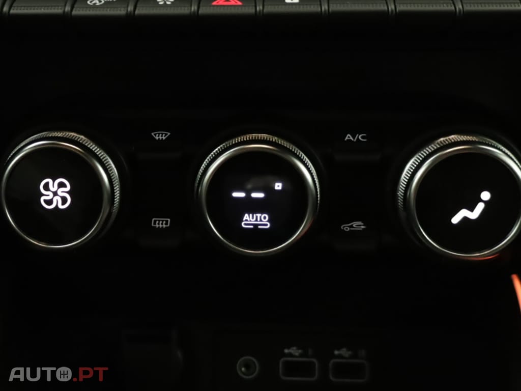 Renault Clio Clio 1.0 TCe Techno Bi-Fuel