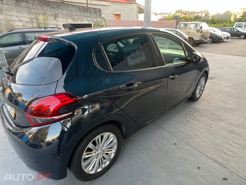 Peugeot 208 1.2 Puretech Style