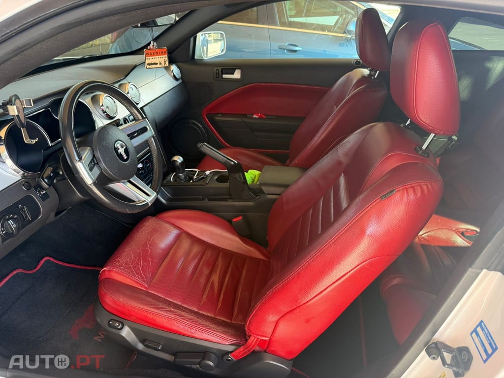 Ford Mustang 4.6 GT