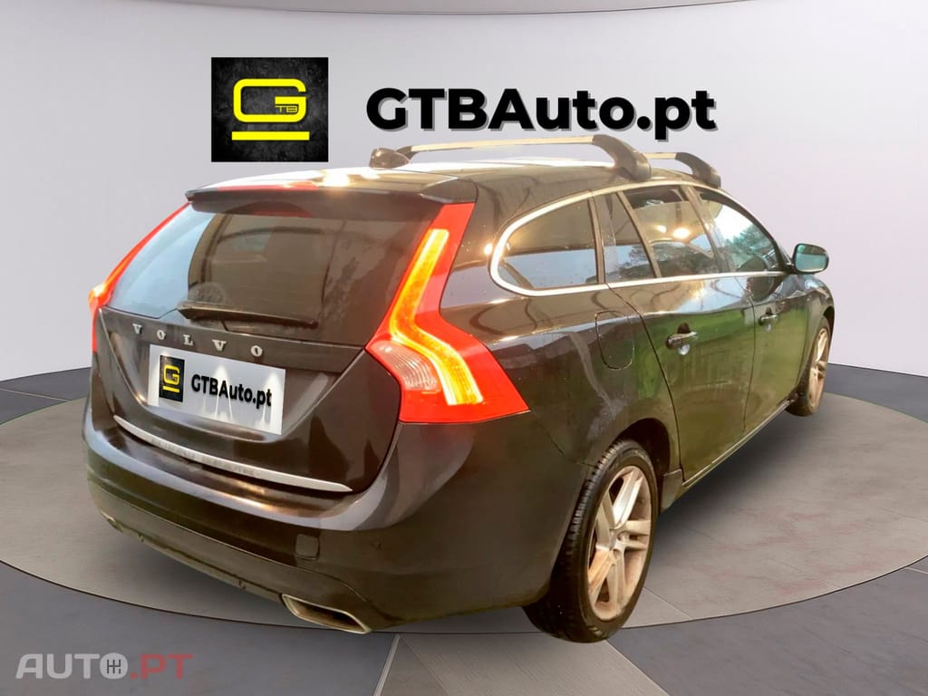 Volvo V60  2.4 D6 Plug-in Hybrid Summum AWD