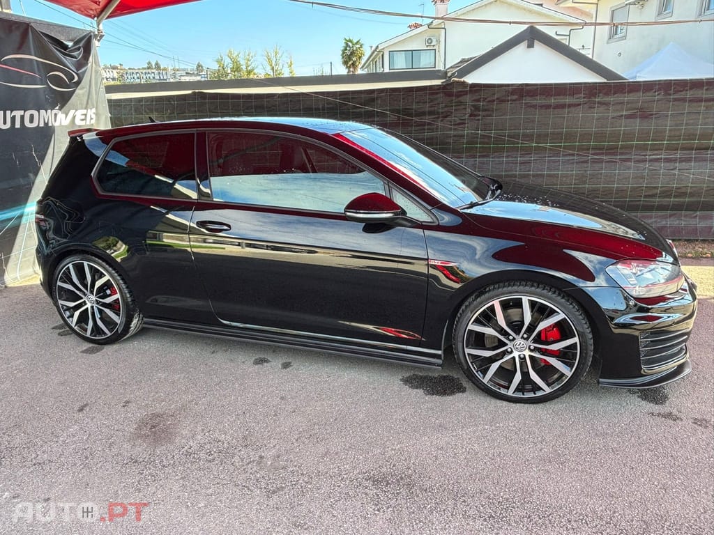 Volkswagen Golf 2.0 TSi GTi DSG Performance