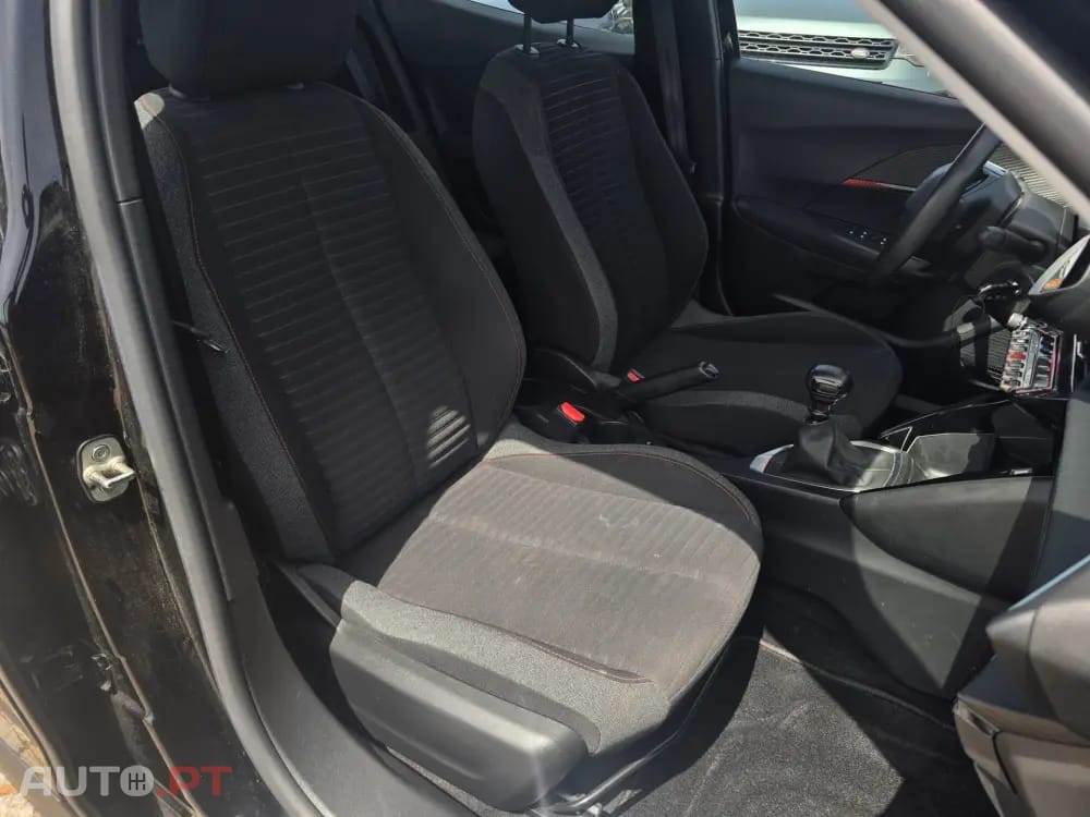 Peugeot 2008 Benzin 100 Allure