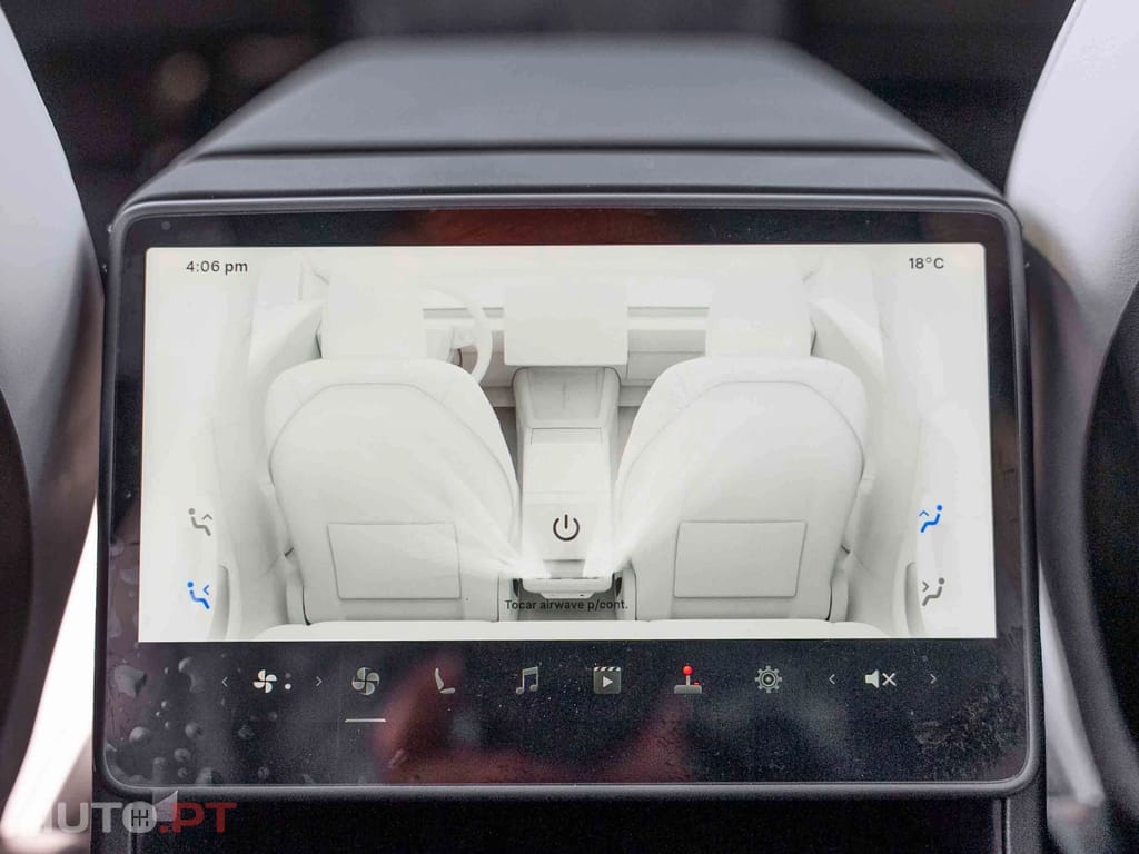 Tesla Model 3 Long Range Tração Integral