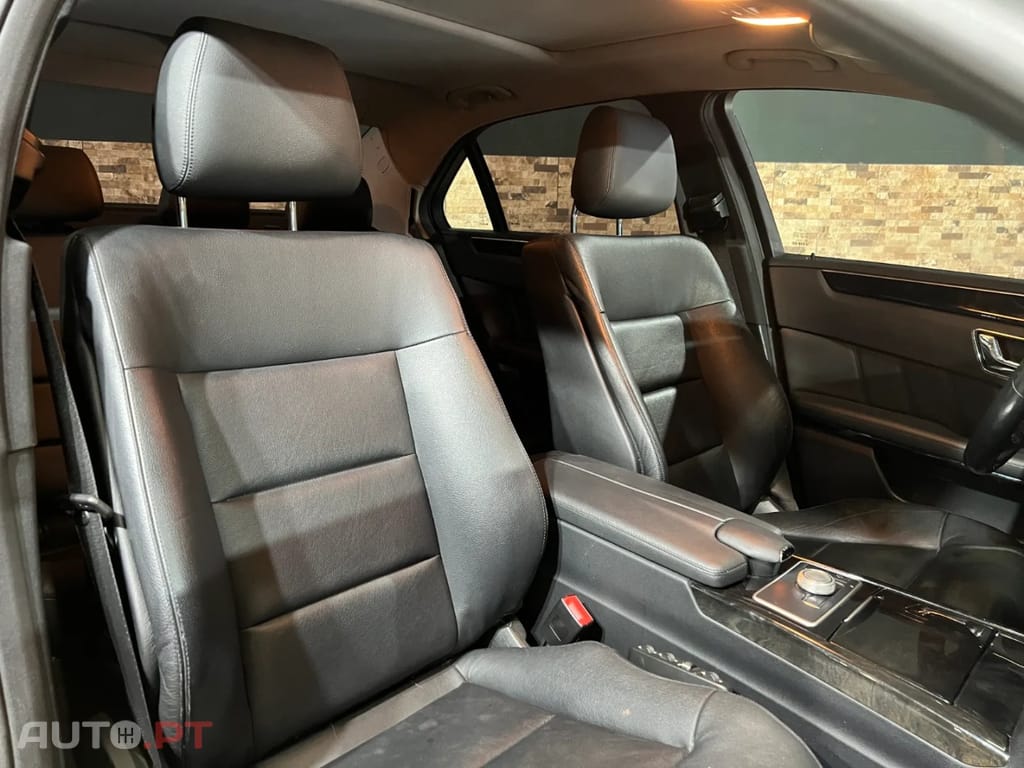 Mercedes-Benz E 350 CDI V6 Avantgarde | 231cv | 133.500 km | Livro Revisões Mercedes