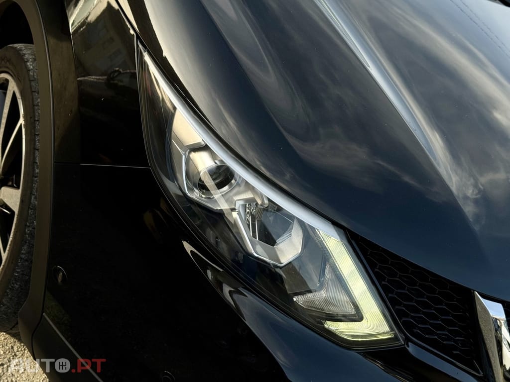 Nissan Qashqai 1.5 dCi Tekna Pele