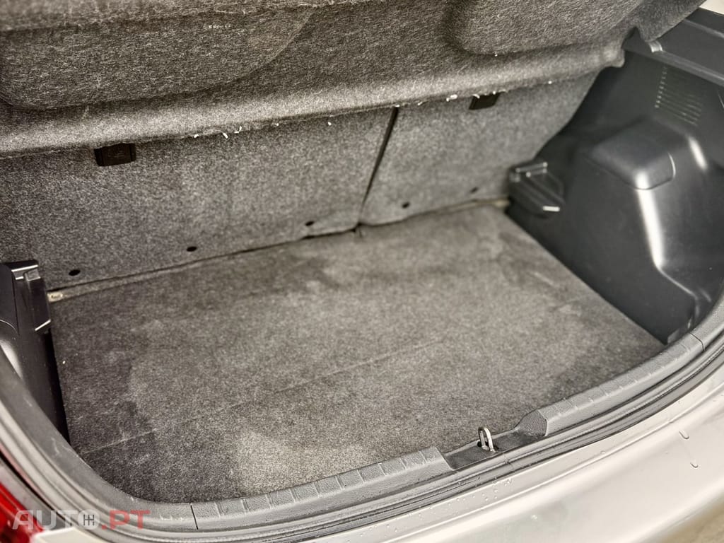 Toyota Yaris 1.5 Hybrid Style