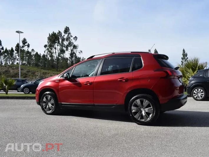 Peugeot 2008 1.5 BlueHDi Style