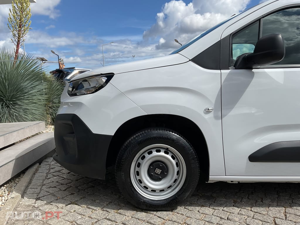 Fiat Doblo Outro