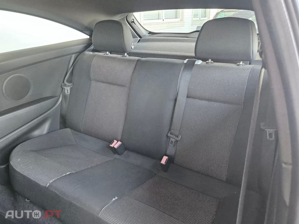 Opel Astra GTC 1.4