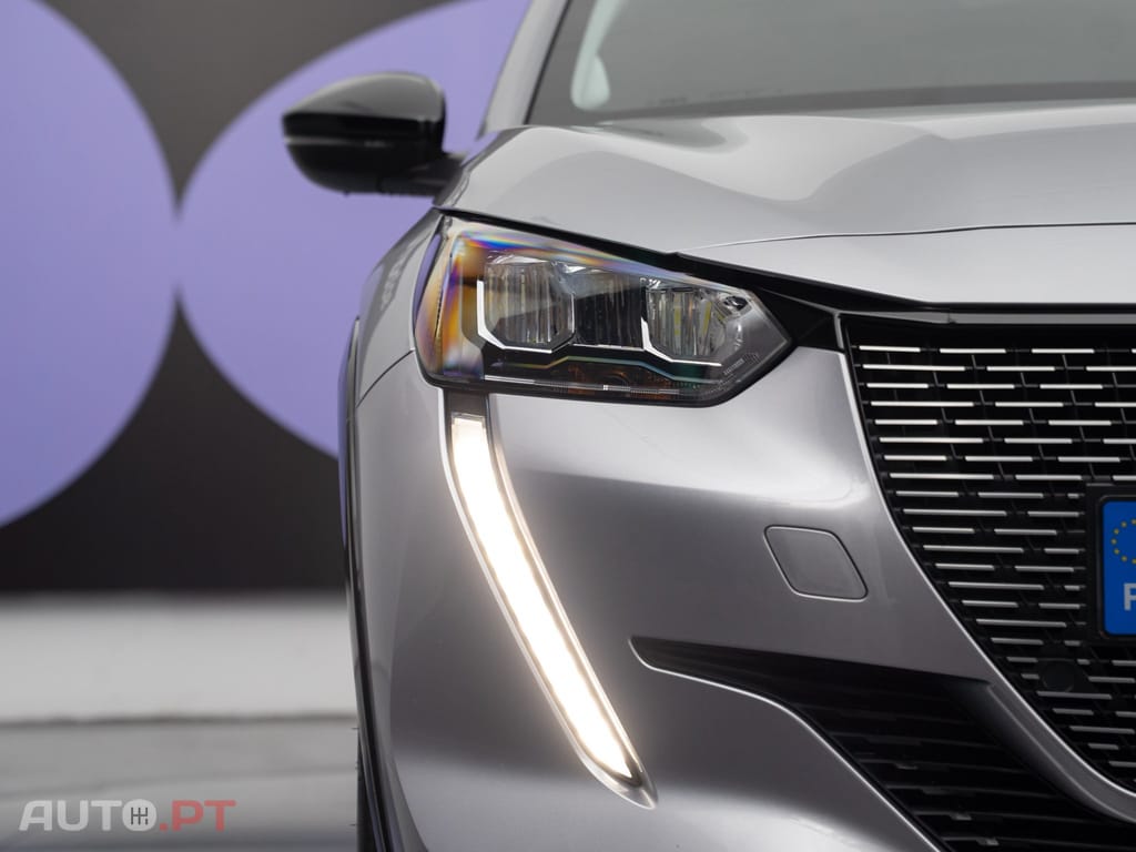 Peugeot E-208 50 kWh Active Pack