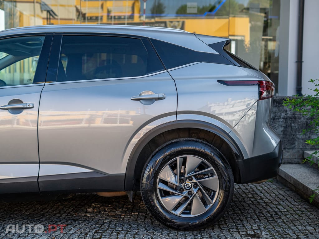 Nissan Qashqai 1.3 DIG-T Acenta LED+R