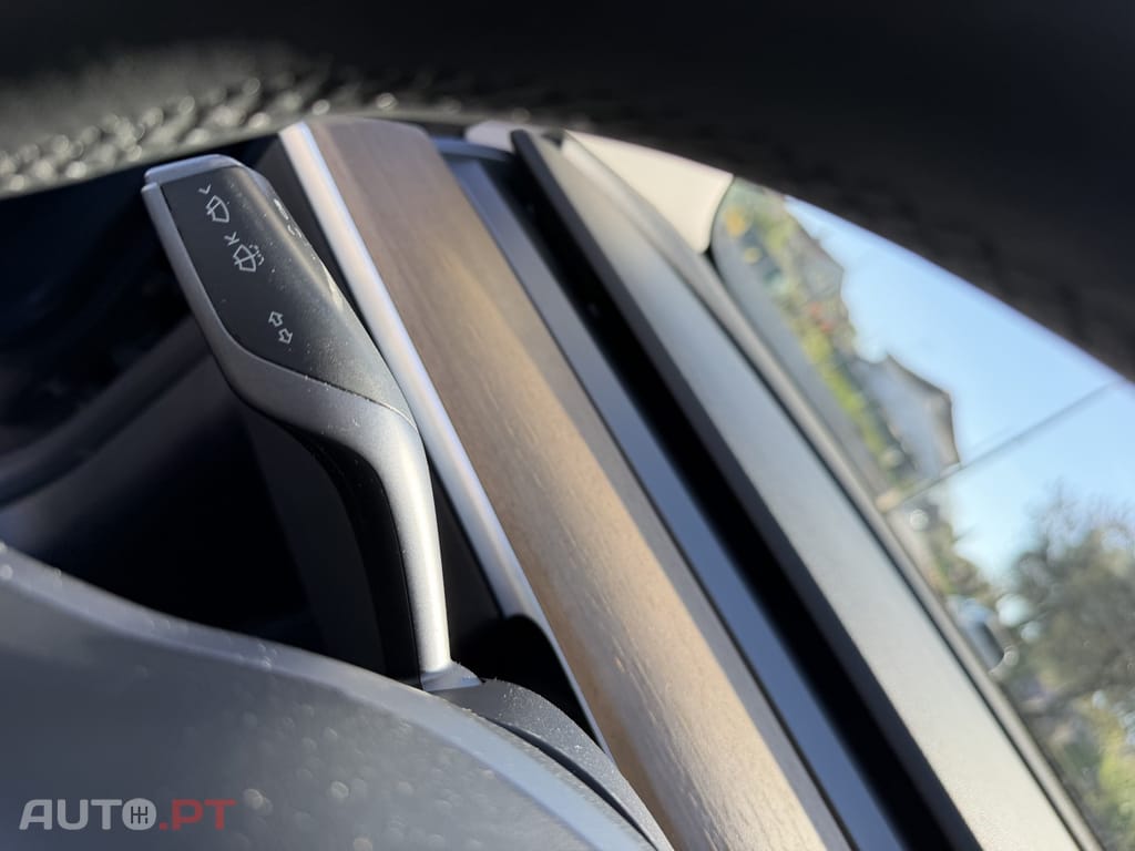 Tesla Model 3 Standard Range Plus RWD