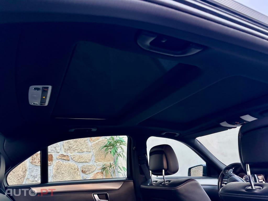 Mercedes-Benz E 300 BlueTEC Hybrid Avantgarde