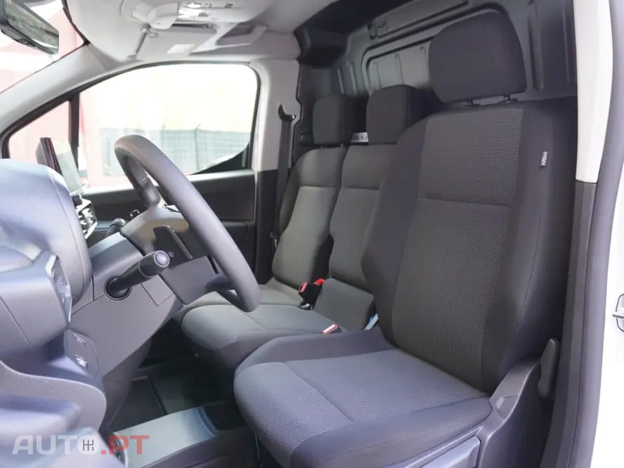 Citroen Berlingo M 130 EAT8 MAX