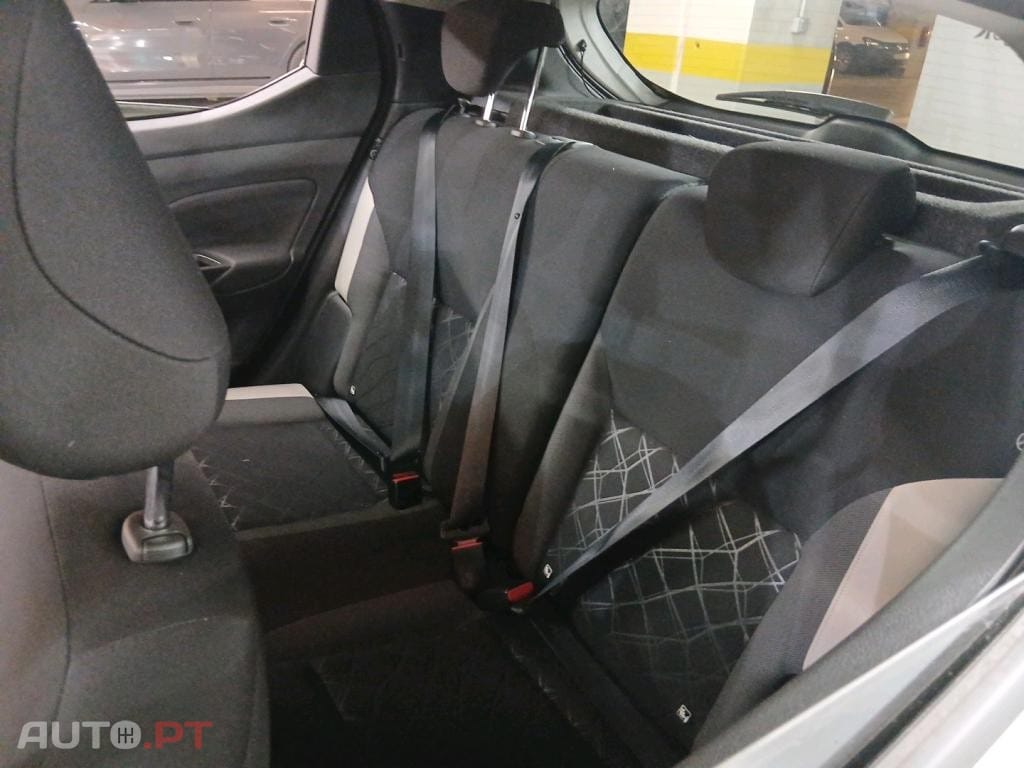 Nissan Micra 1.0 IG-T N-Design Black CVT