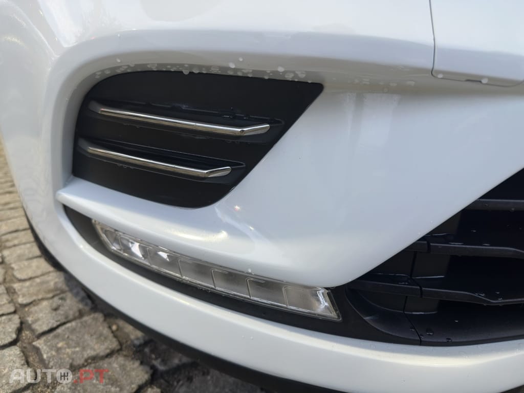 Renault Clio Sport Tourer 0.9 TCe Limited