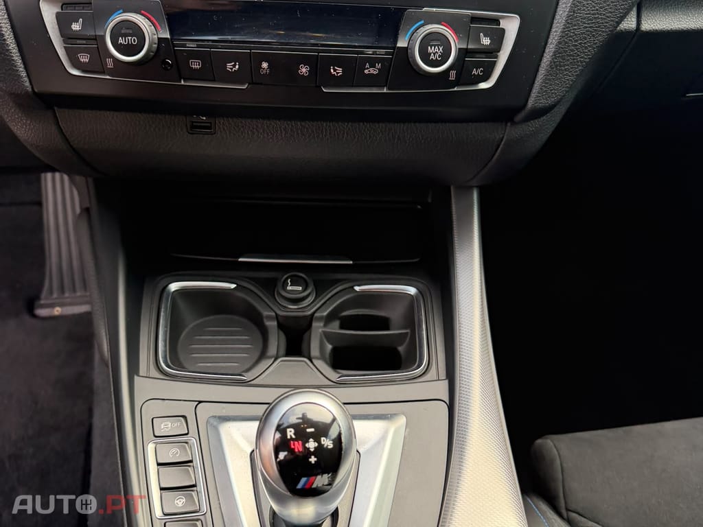 BMW M4 Auto