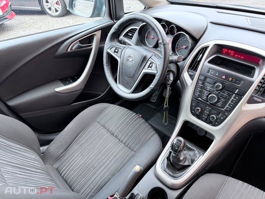 Opel Astra 1.3 CDTi Cosmo