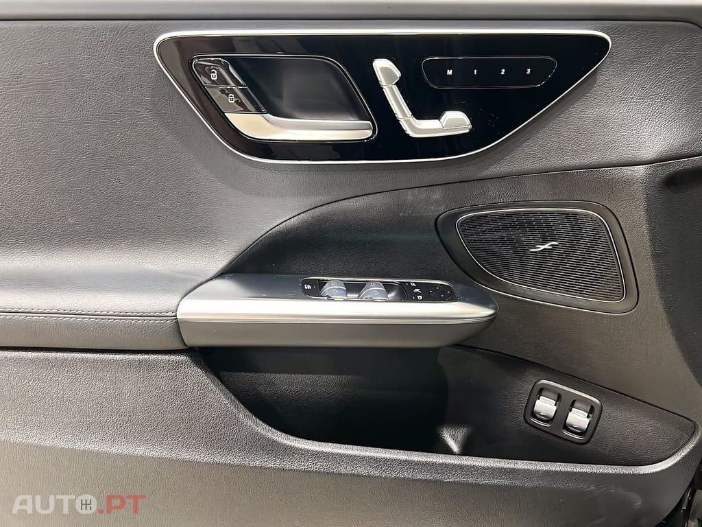 Mercedes-Benz C 300 e AMG Line