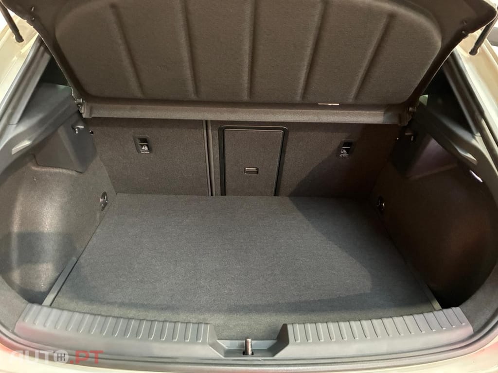 Cupra Leon 1.4 e-Hybrid VZ DSG6