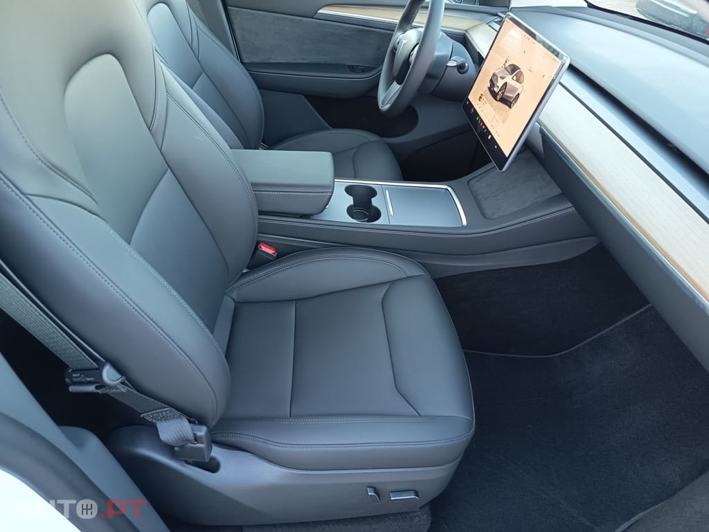 Tesla Model Y Tração Traseira