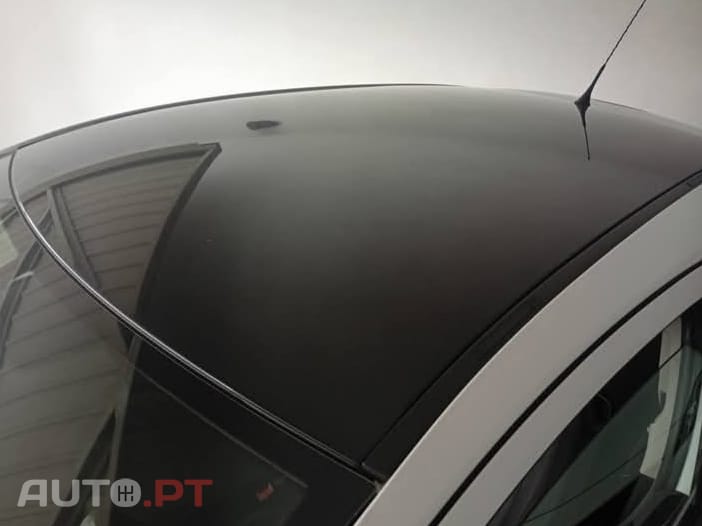 Opel Corsa Black Edition 1.4 16v