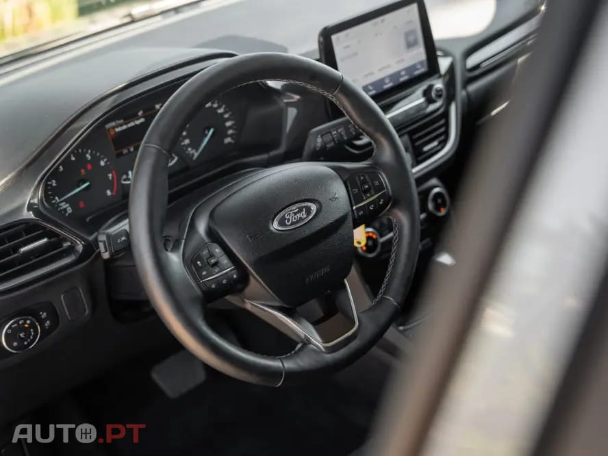 Ford Puma 1.0 EcoBoost Hybrid Aut. TITANIUM
