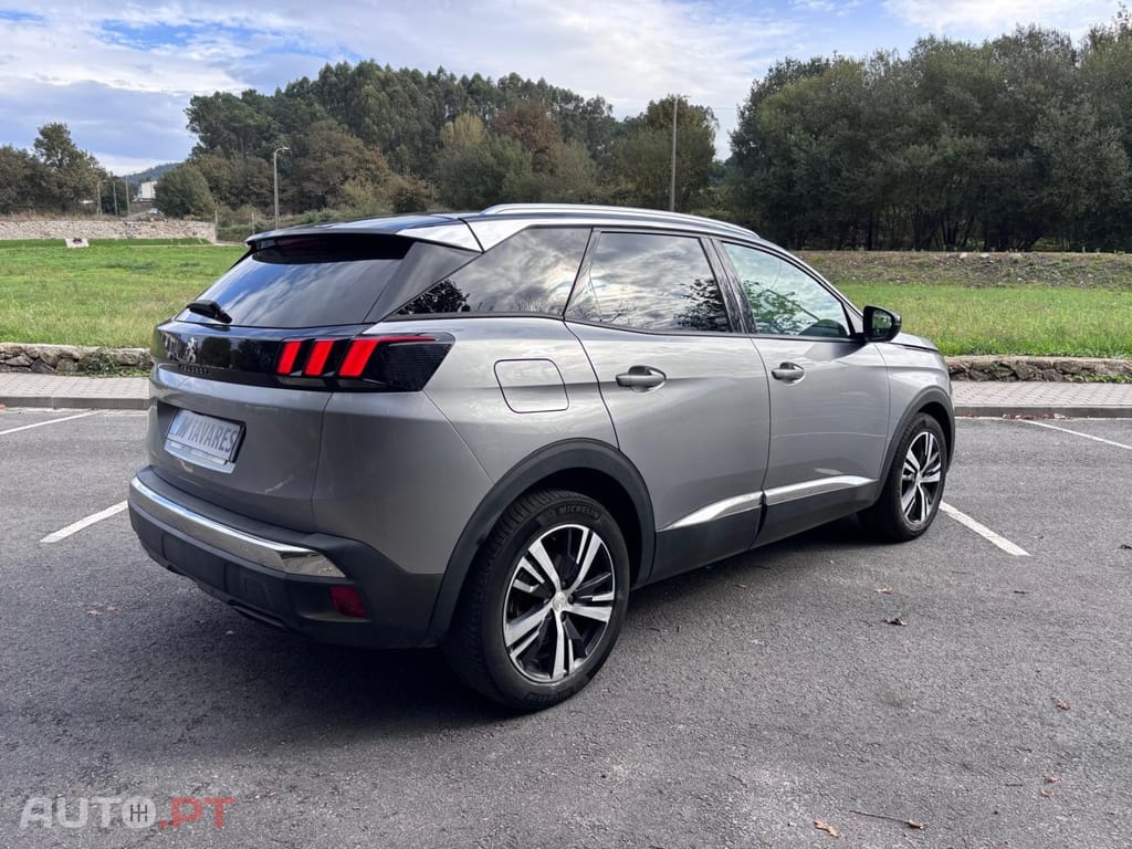 Peugeot 3008 1.5 BlueHDi Allure Pack