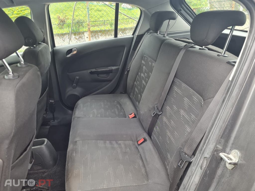 Opel Corsa 1.2 Enjoy S/S