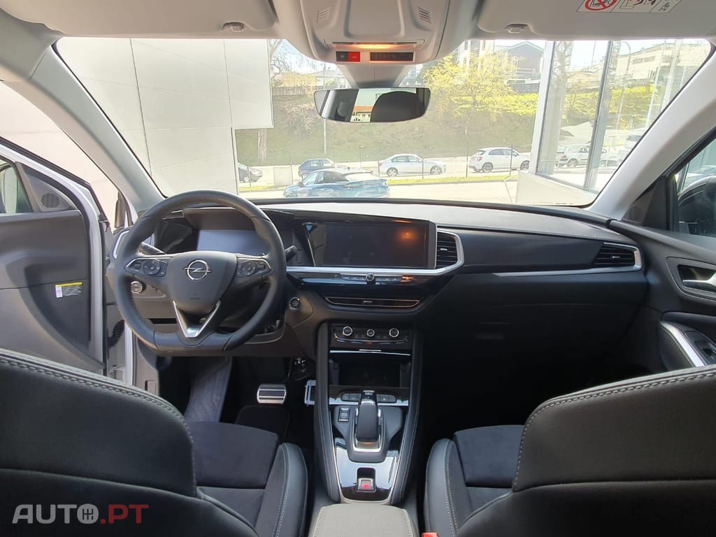 Opel Grandland (X) 1.6 T PHEV GSe