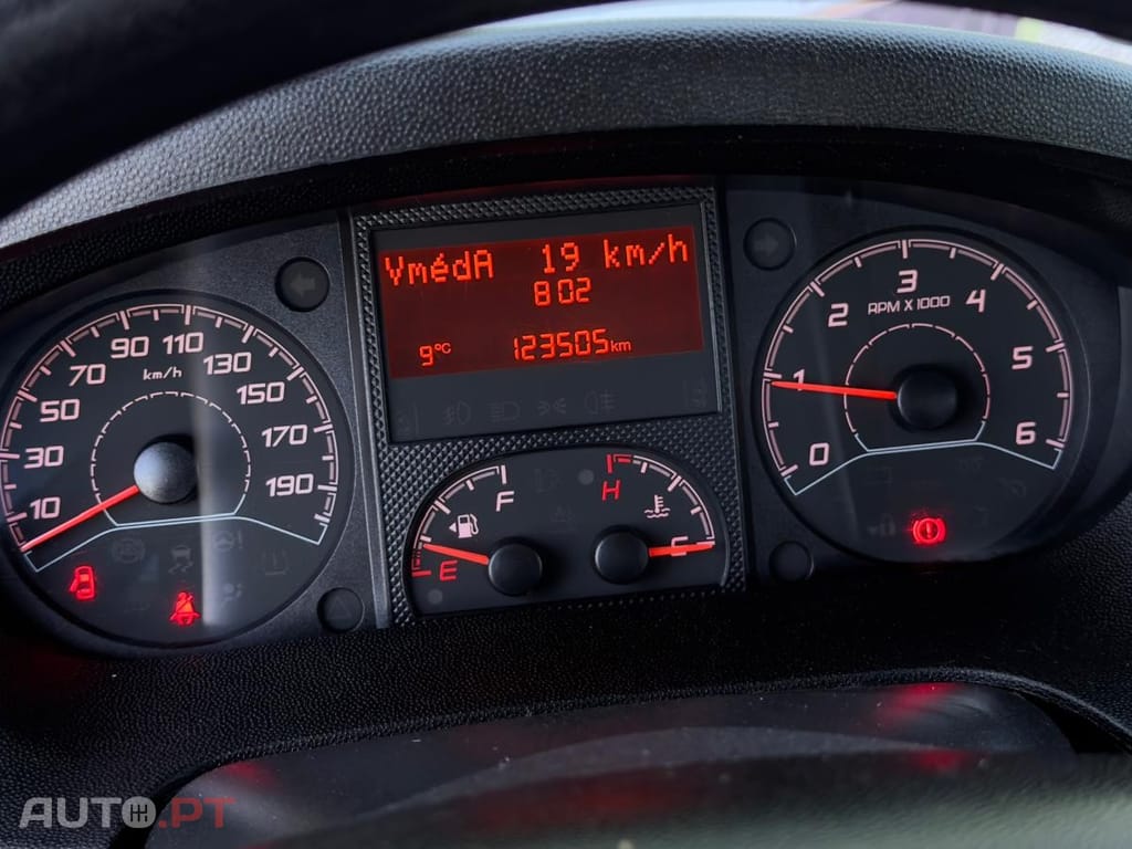 Fiat Ducato CAB. DUPLA 6 LUGARES