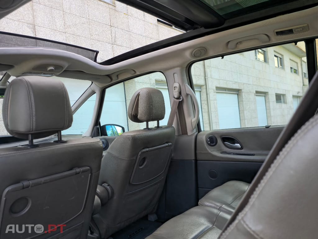 Renault Grand Espace Initiale Paris