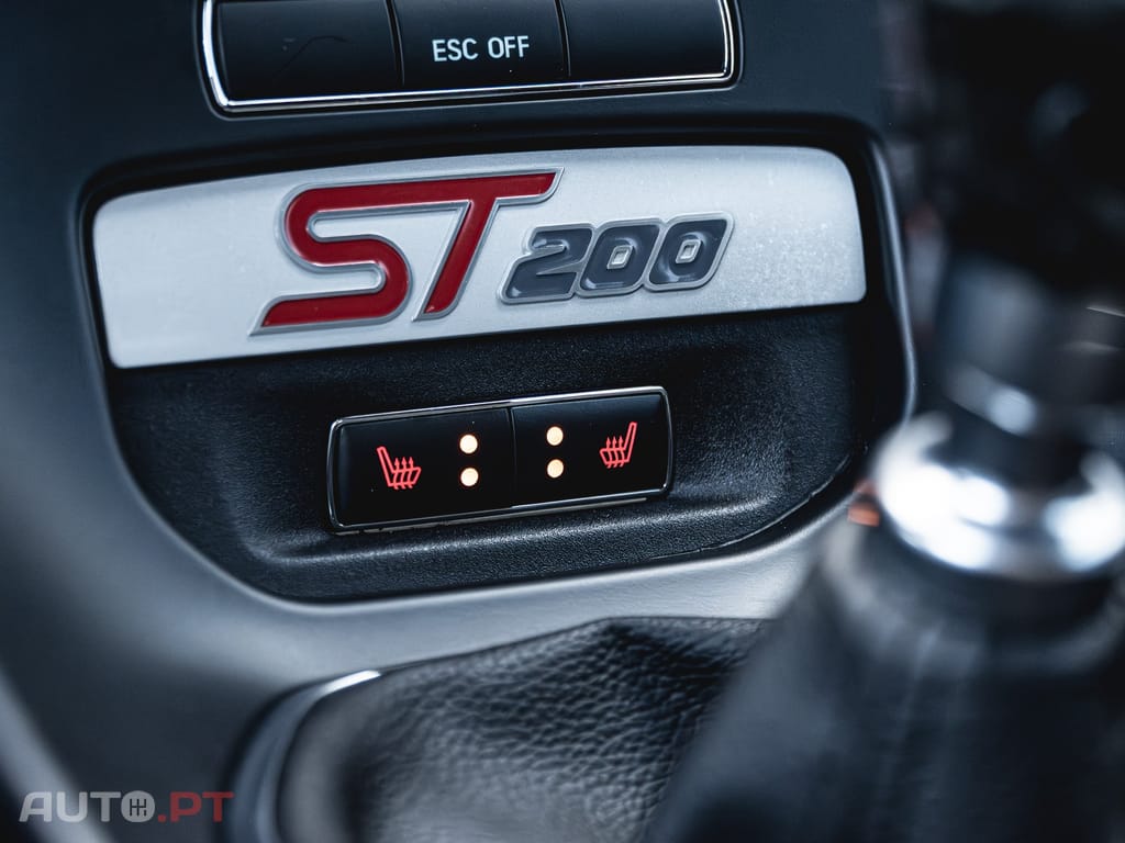 Ford Fiesta ST 200