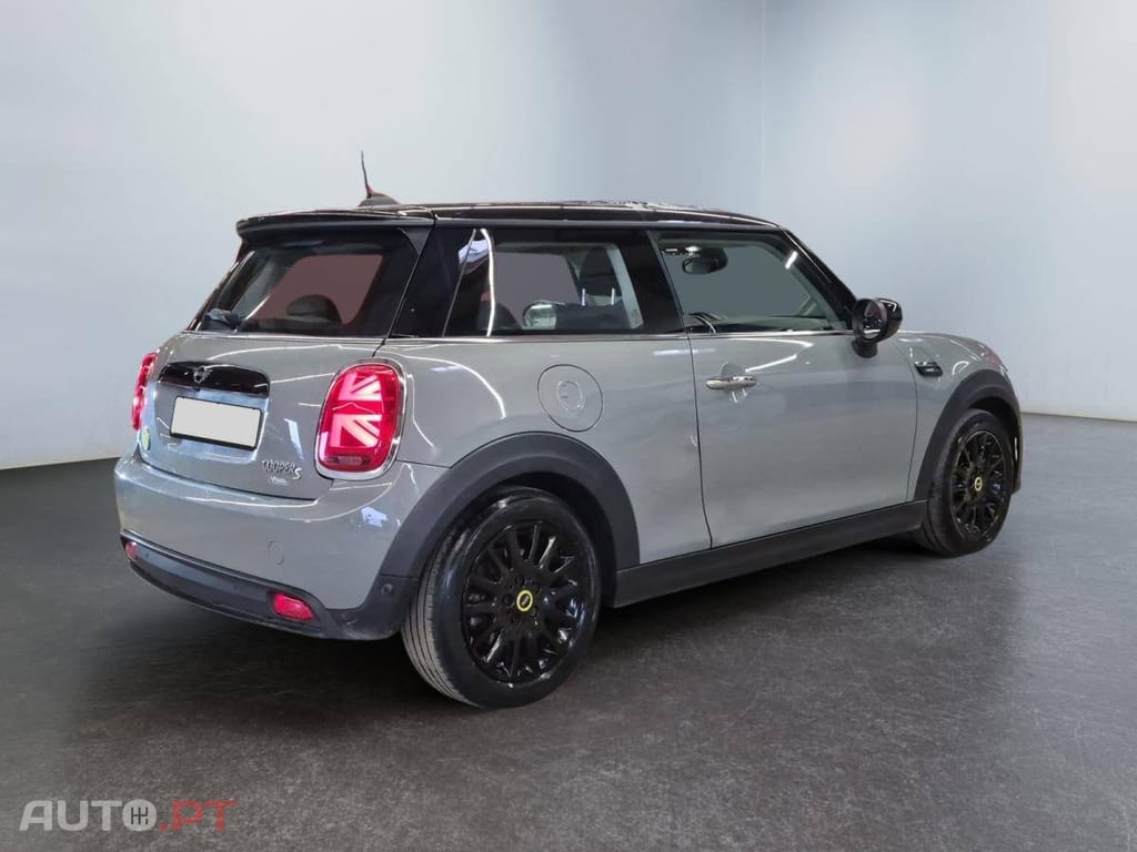 MINI Electric Cooper SE Camden Edition