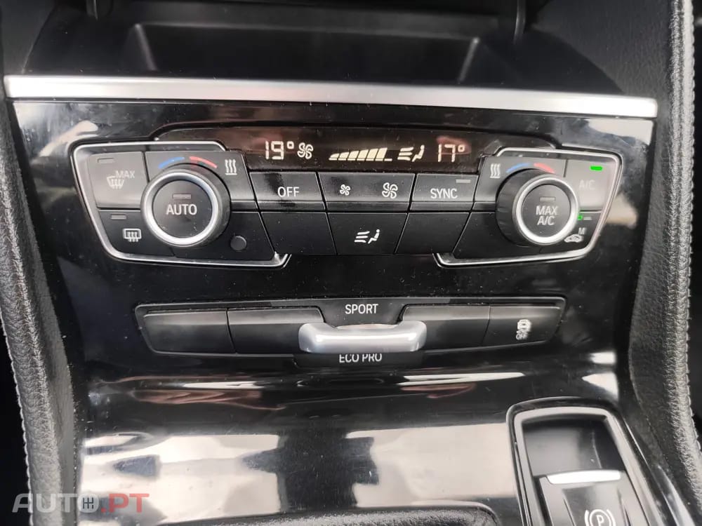 BMW 216 d