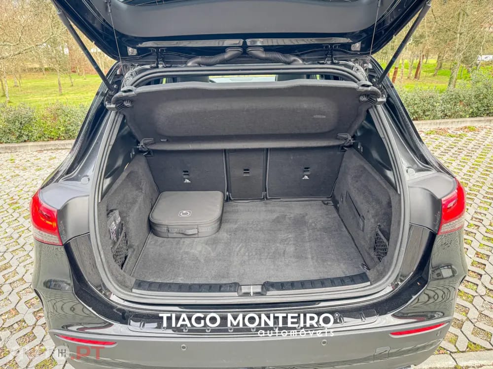 Mercedes-Benz GLA 250 e AMG Line