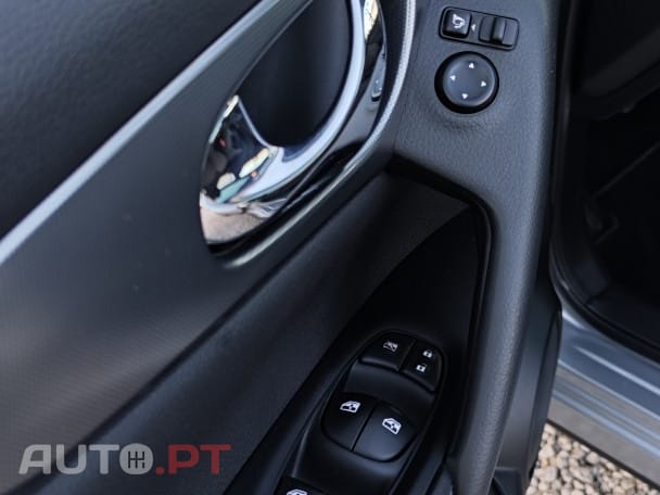 Nissan Qashqai 1.5 dCi N-Connecta 18