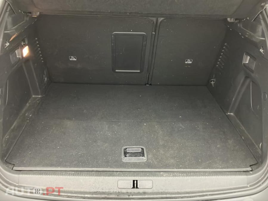 Peugeot 3008 1.6 Hybrid Allure e-EAT8