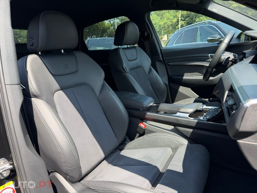 Audi E-Tron 55 quattro S line