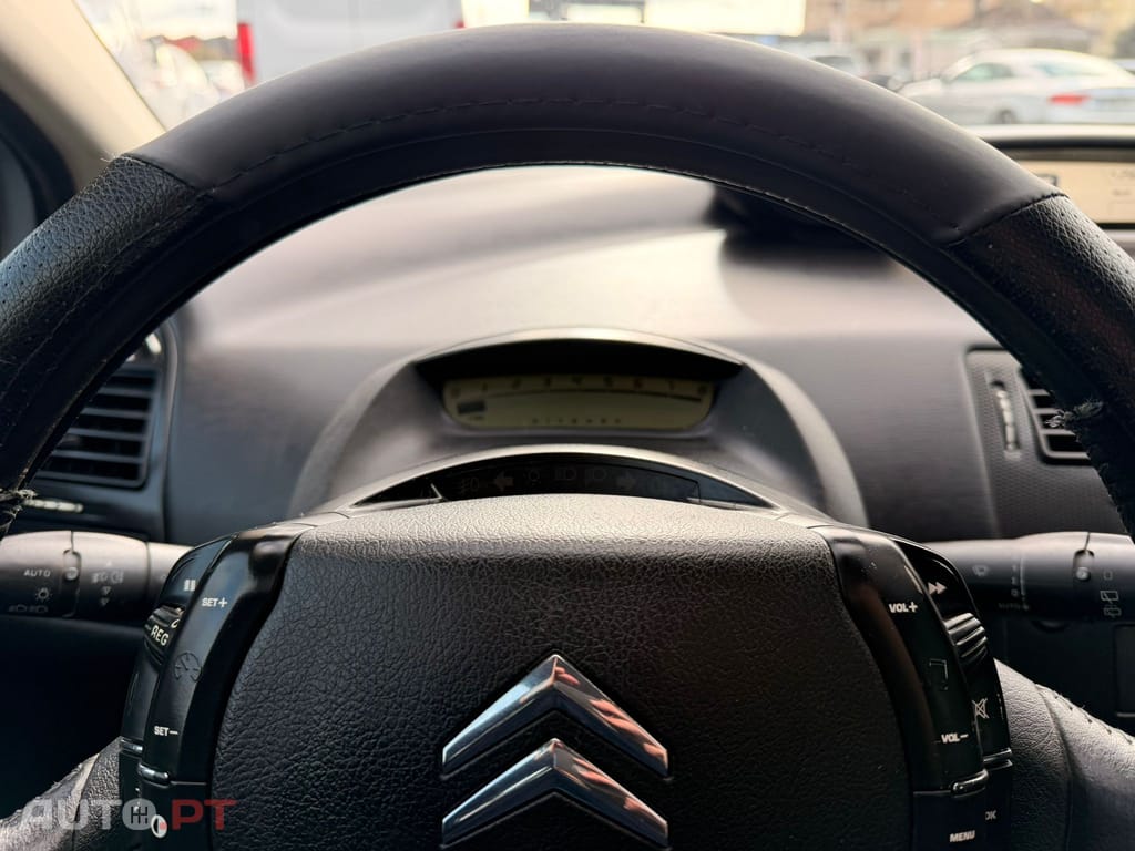 Citroen C4 1.4 16V VTR Pack