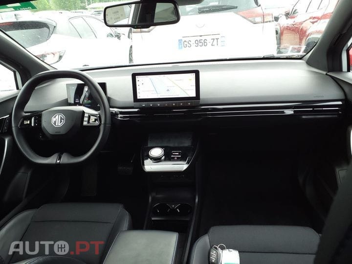 MG MG4 64 kWh Luxury