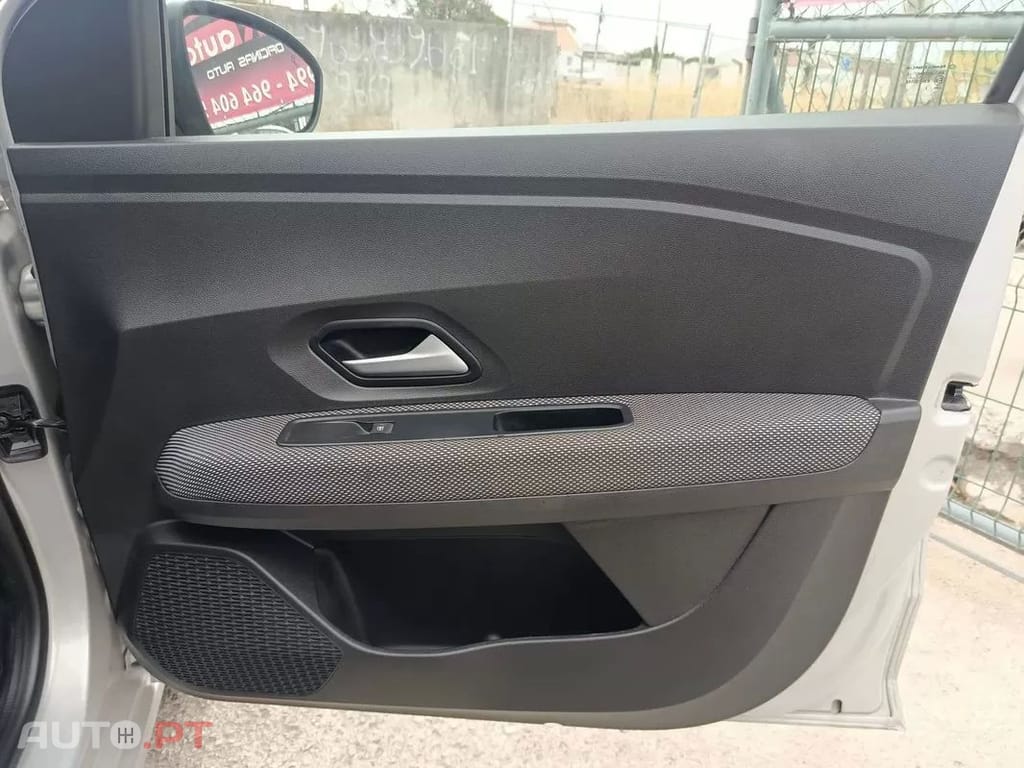 Dacia Sandero 1.0 ECO-G Expression Bi-Fuel