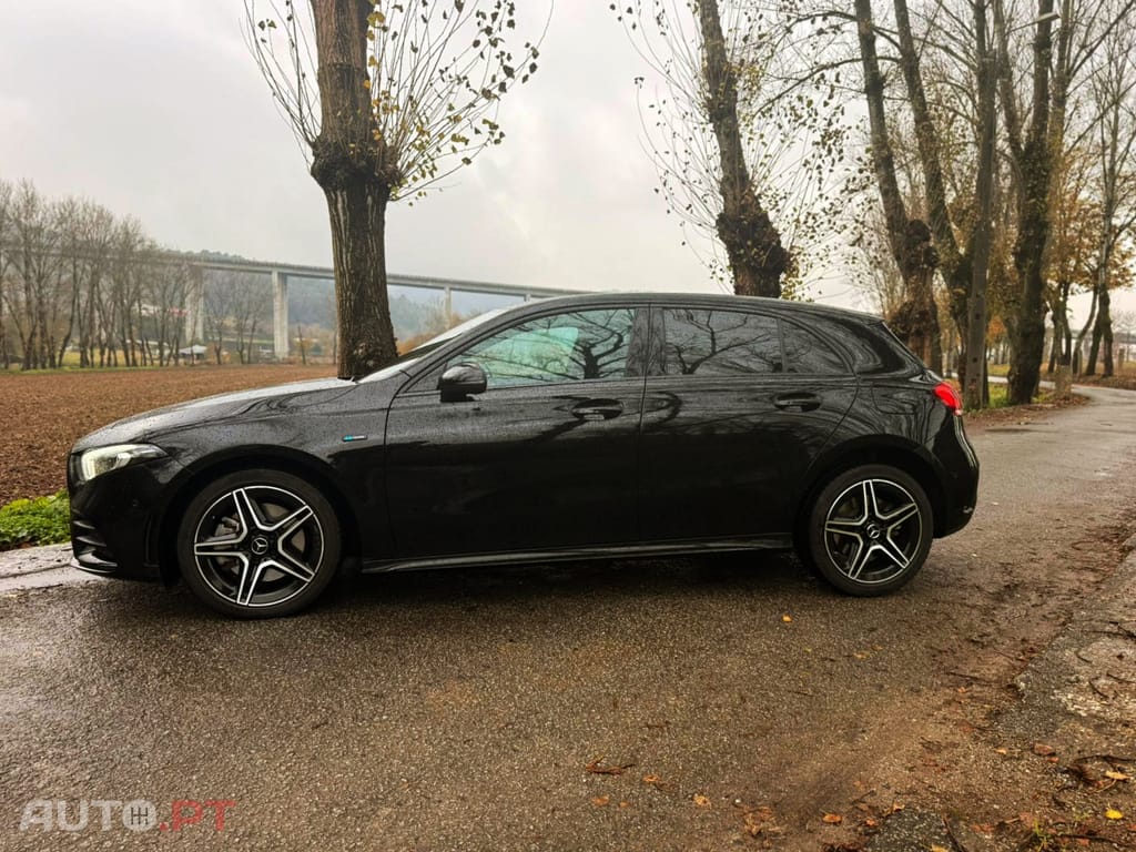 Mercedes-Benz A 250 AMG Line